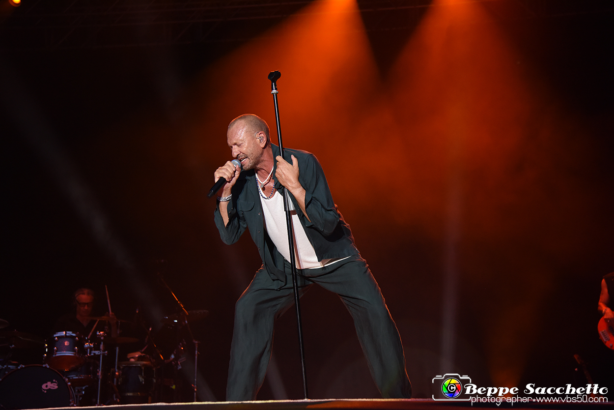VBS_0784 - Concerto Biagio Antonacci - Palco Centrale Tour 2023.jpg